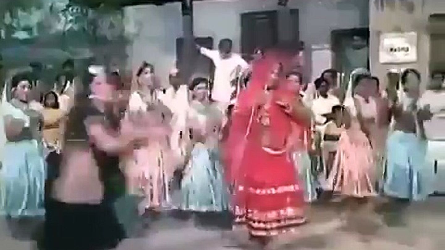 Dulhaniya Bata De Ri